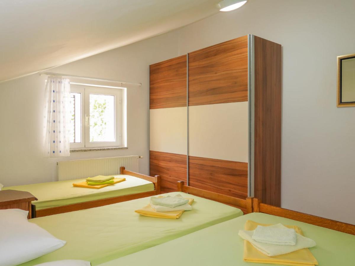 Apartment Blekic - Mlk305 By Interhome Malinska Eksteriør billede